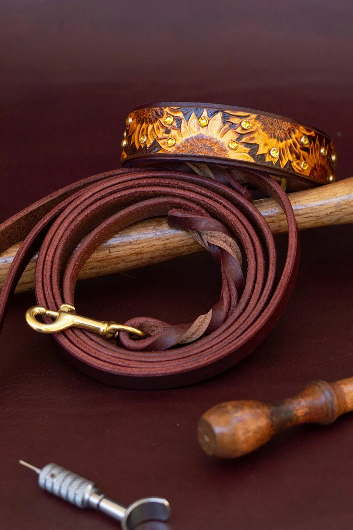 Sunflowers Leather Collar